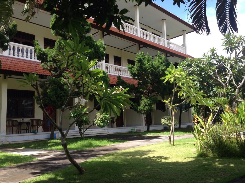 Mekar Jaya Bungalows 꾸따 외부 사진