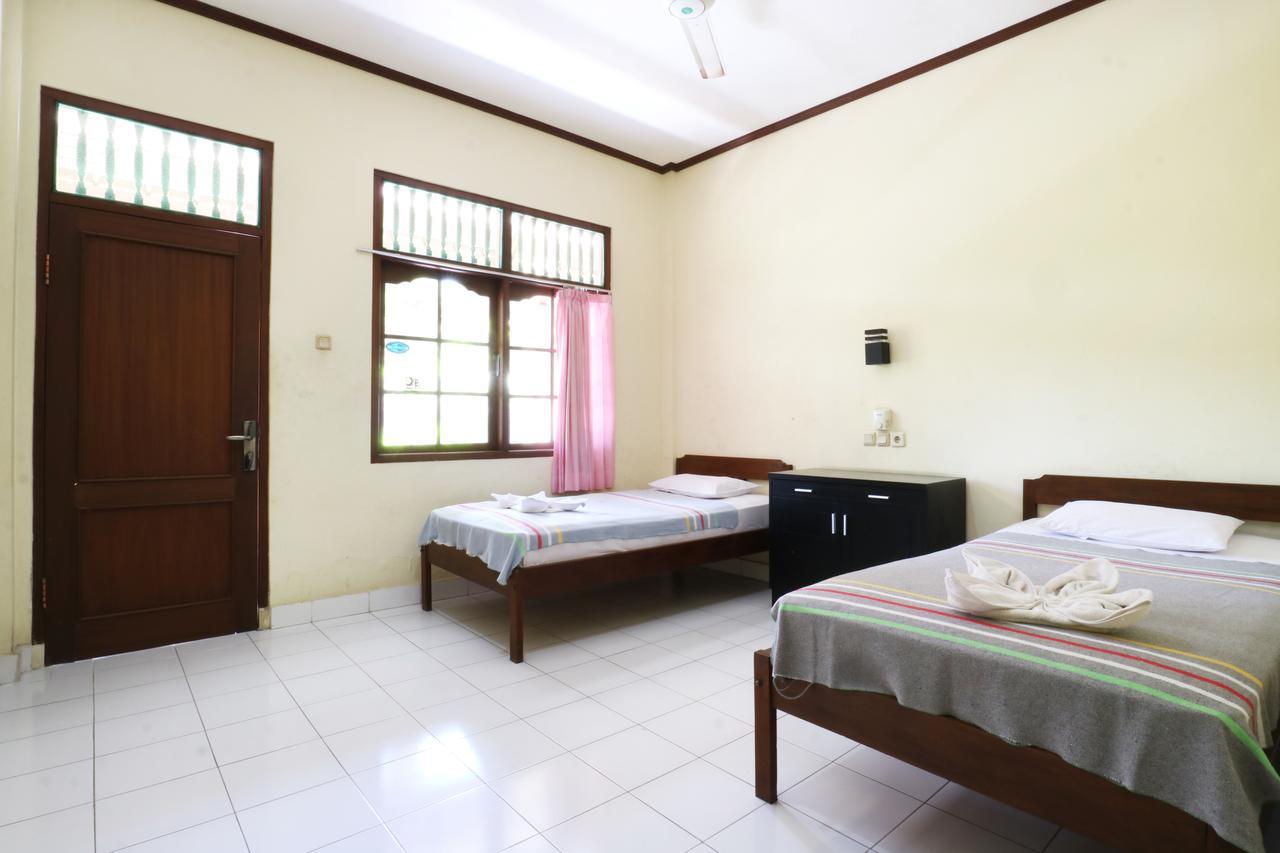 Mekar Jaya Bungalows 꾸따 외부 사진