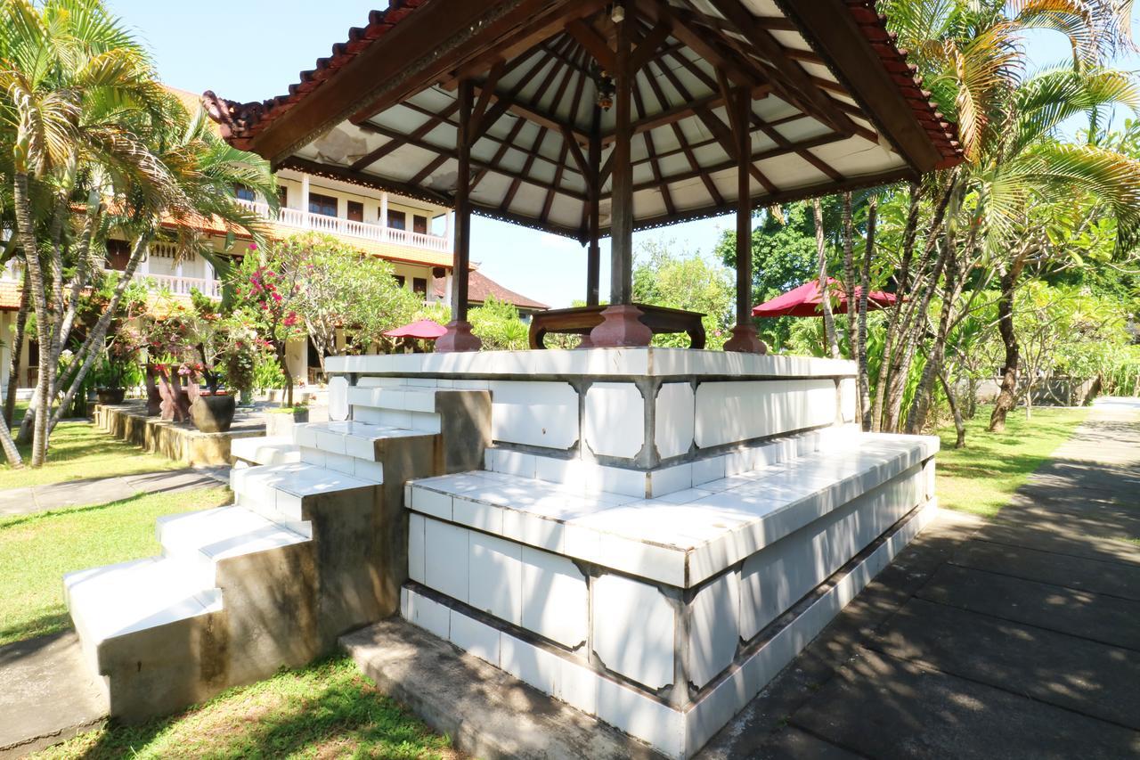 Mekar Jaya Bungalows 꾸따 외부 사진